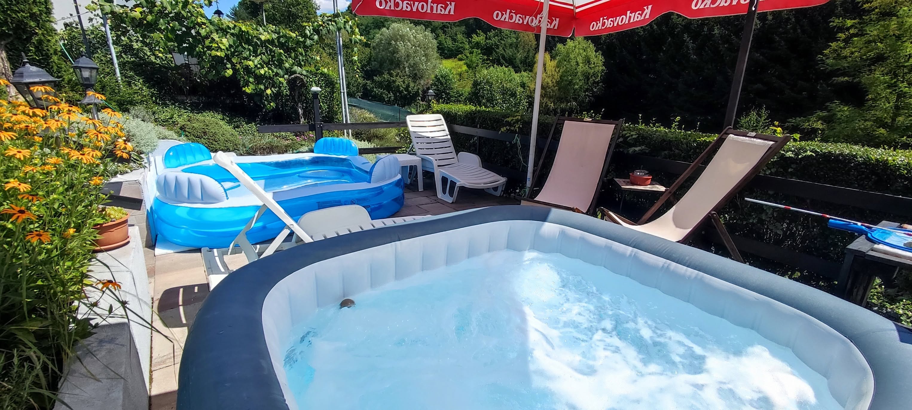 Jacuzzi i ležaljke